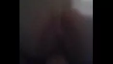 播放 我在我的屁股上躺下了一个假阳具海洋的深渊