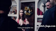 Jouer Les flics travaillent un homme baise son sort de fille de course qu'ils voient