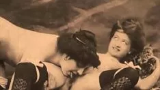 Jouer L'amusement de la lanterne nocturne se soumet, l'intensité du chapitre deux du spectacle d'images animées de cire pt.1, ma vie d'énigme, les cris sexy d'un gentleman du côté victorien