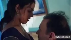 Abspielen Indisches Bhabhi und Schwiegermutter zeugen mit Sparsamkeit