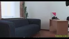 Reproduzir Brunette incomum iva zan fica com a quim barbeada fodida