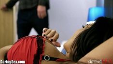 Putar Daresex payudara brunet bayi kacau