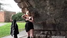 Riproduci Blond peeping tom baby del secondo anno keagan populace flash e onanismo di alto livello