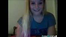 Afspelen Mooie blonde camera-inleider