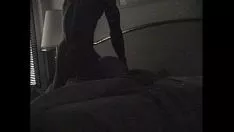تشغيل طفل برازيلي يحصل على لقب نباح خفقان.