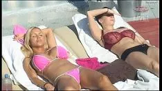 Bettie nuthaus - البركة والاستحمام (21-3-2009)