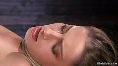 চালান ফুকওয়ার্ল্ড-বিটার সিম্পল মেশিনে দড়িতে গরম শ্যামাঙ্গিনী