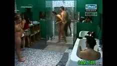 Riproduci Il Grande Fratello della Repubblica Federale Tedesca rilascia una registrazione video porno