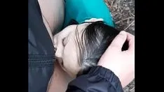 Putar Pacar seksi seks di taman umum yang dingin - gadis-gadis terbang orgasme