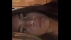 Abspielen Brunet Missy führt ihren Arsch vor der Webcam ein