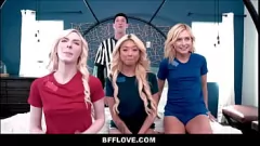 Reproduzir Melhores amigas adolescentes lésbicas Minxx Marley, Gia Dibella e Celestina Blooms em orgia em grupo