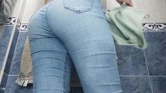 لاتينا BBW مع الحمار المثالي مارس الجنس على الشاطئ ومغطاة في نائب الرئيس