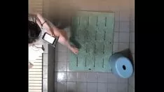 Abspielen Japanische Schwester 19 Jahre alt Dusche runter