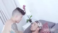 Oynat Down4k avı. para için güzel adam wangles onu bf önce sarışın sikmek için