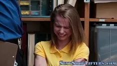 Play Suction young stealer