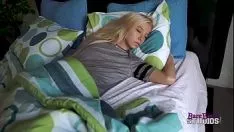 تشغيل Kenzie reeves in I fuck my pappa أولاً